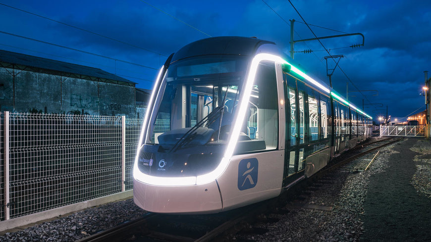 Le tramway « lumière » d’Alstom est entré en service commercial sur la ligne T10 du réseau Île-de-France Mobilités